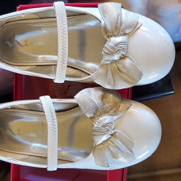 Nina Toddler white flats - Picture 2 of 4